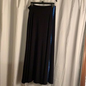 Maxi black skirt